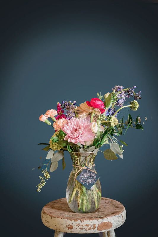 ($50.00) Vase Arrangment - Medium